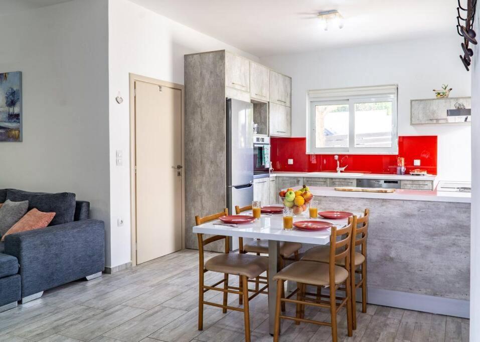 Artemissia New Well Sided Modish House Apartment Kissamos Bagian luar foto